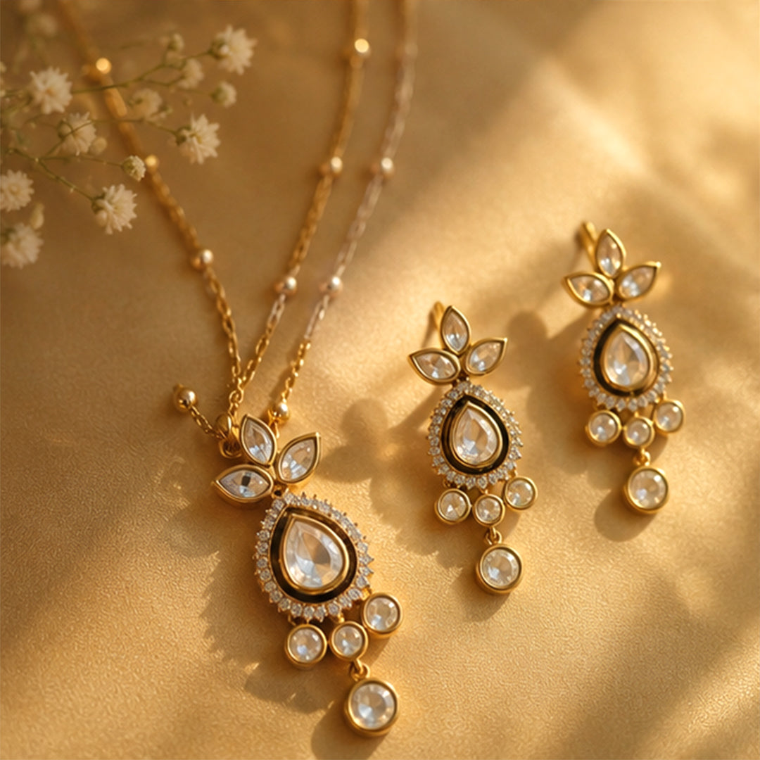 Duchess Teardrop Double Layered Necklace Set