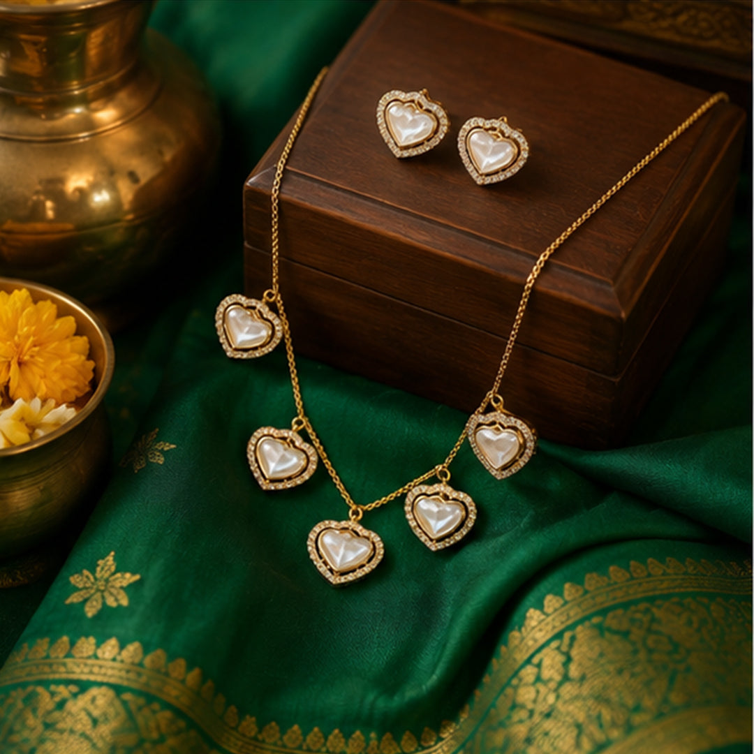 Cupid's Heart Necklace Set